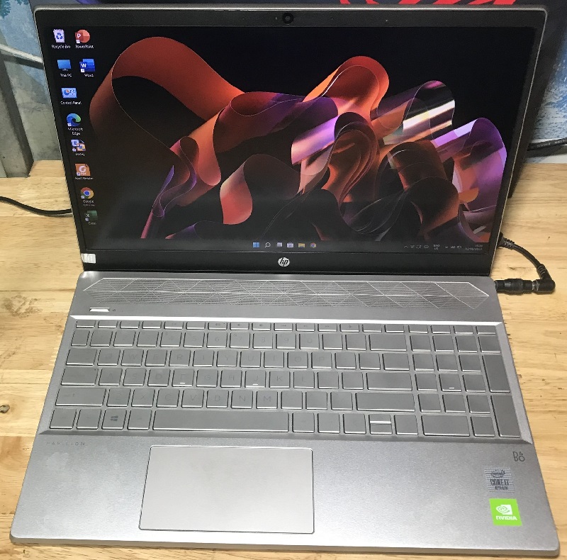 HP Pavilion 15-cs3063TX Core i7-1065G7